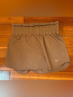 Women's Dri-FIT Ultra High-Waist Pull-On Skort - Smokey mauve size medium